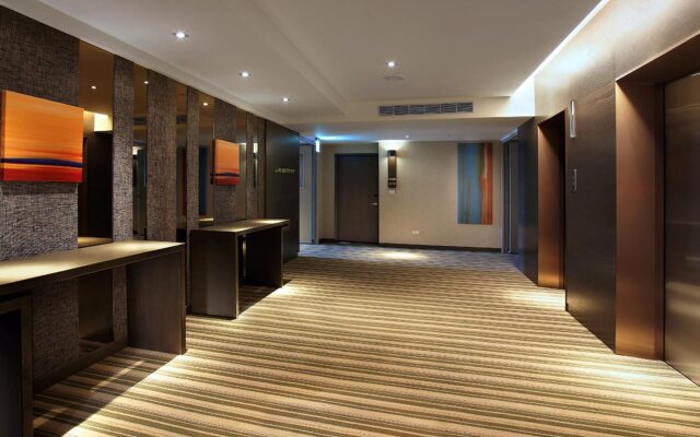 Two Tails Hotel Luzhou