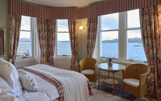 Crinan Hotel