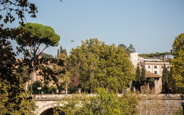 Palazzo Baj Guest House in Trastevere