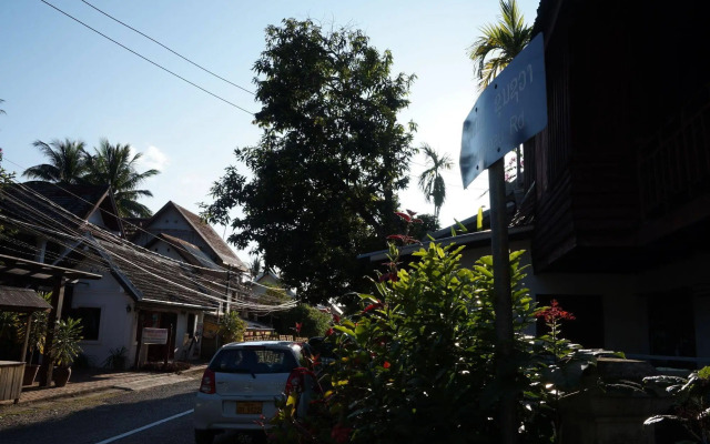 Mani Home Guesthouse