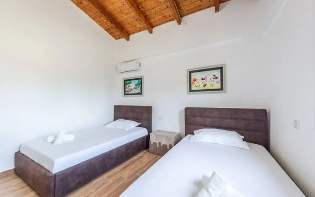 Siar The Small Villa Garden Beach Access