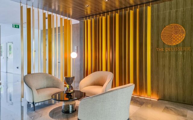 DXB - Five - 41508 - PJ