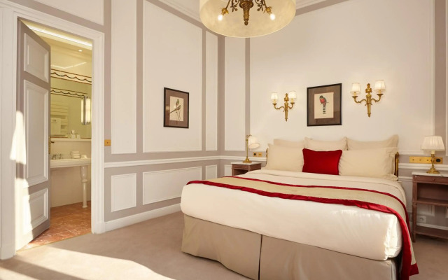 Hotel Regina Louvre
