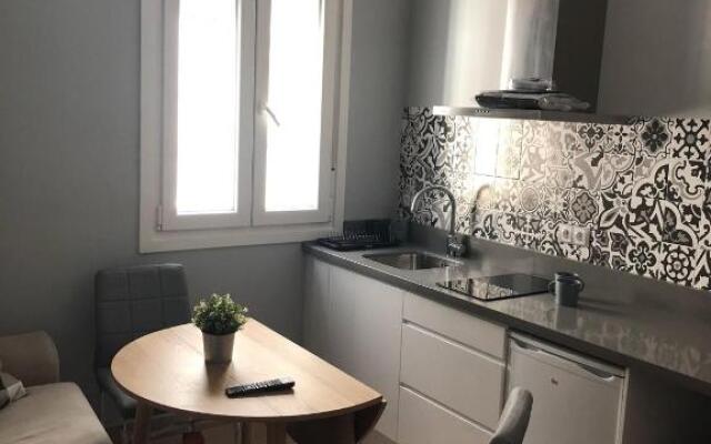 MS4 Apartamentos Nervión para 3 personas