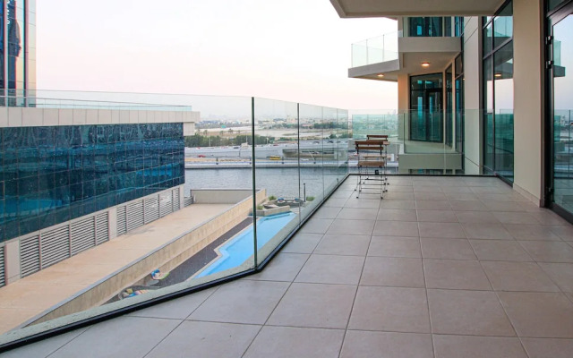 Sophisticated 2BR Apt in Business Bay’s Prime Location