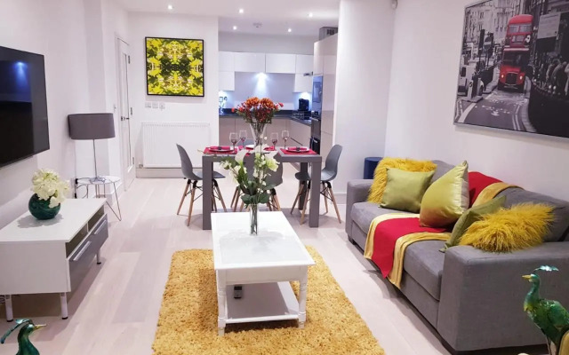 Chiswick Park Apartments, Chiswick, West London