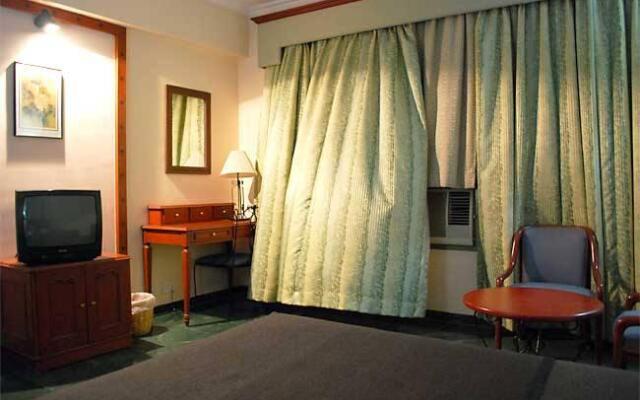 The Hotel Airport