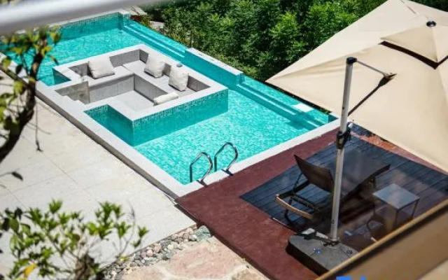 Mu Yun Wan Hostel, Shennongjia (Huong Khe Yuen Scenic Spot Shop) – Pool – Shennongjia