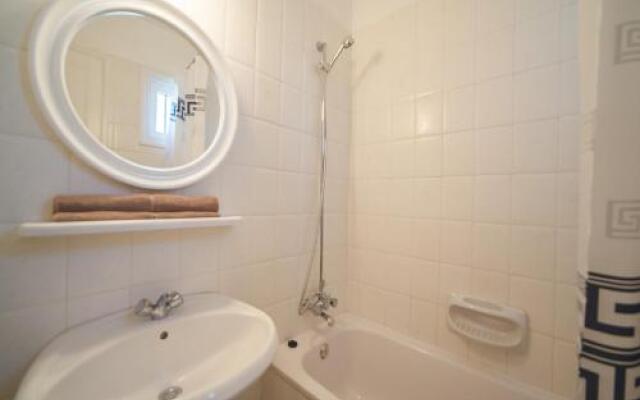 Apartment 13 Coral Bay