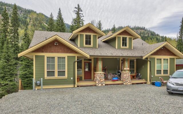 Pineview Lodge by Bear Country