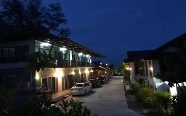 Veerada Boutique Home