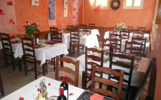 Hôtel Restaurant Du Pont Vieux