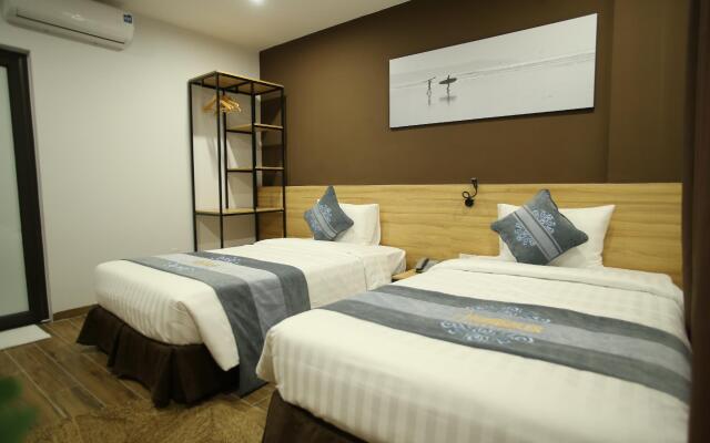 Kingsales Hotel