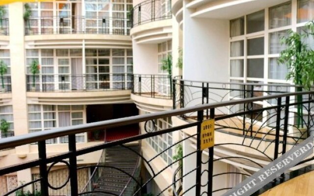 Yangguang Holiday Hotel