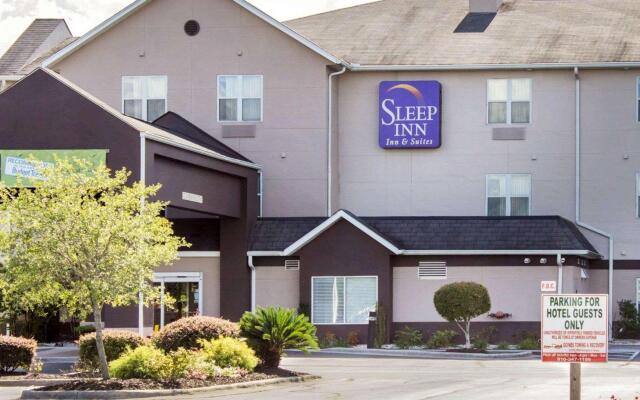 Sleep Inn & Suites Jacksonville near Camp Lejeune