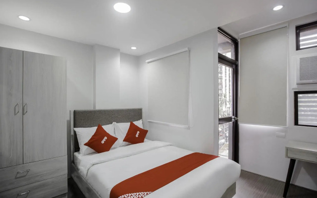 Sanchez Hotel by OYO Rooms