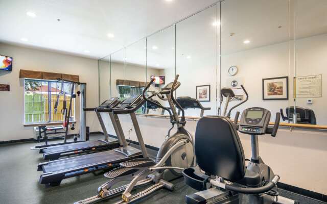 Clarion Inn & Suites Weatherford South