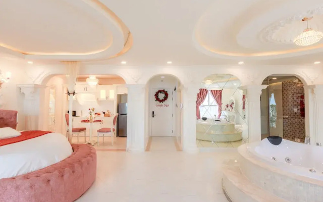 Couple Retreats - Romantic Apartment