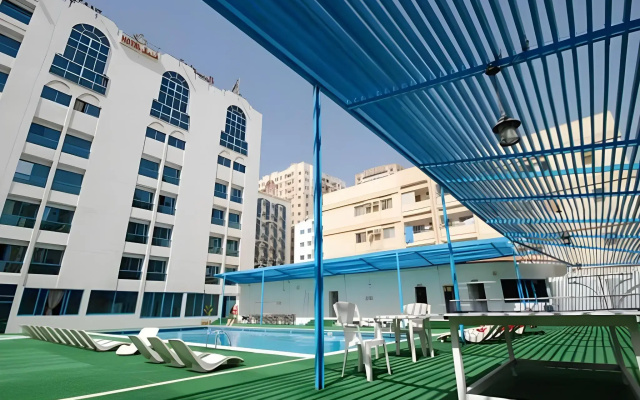 Al Bustan  Flats