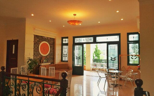 Moon's Hill Villa