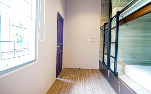 DD Living - Hostel