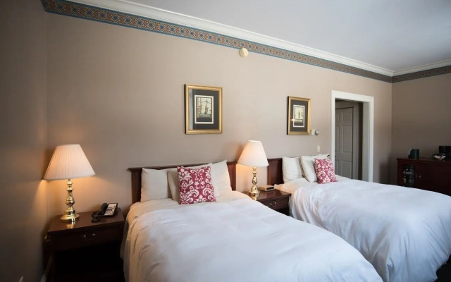 Bertram Inn at Glenmoor