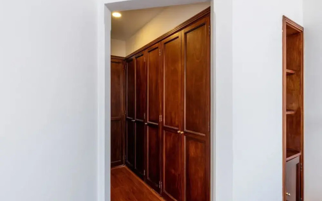 w Unique 1BR Duplex in Parque 93