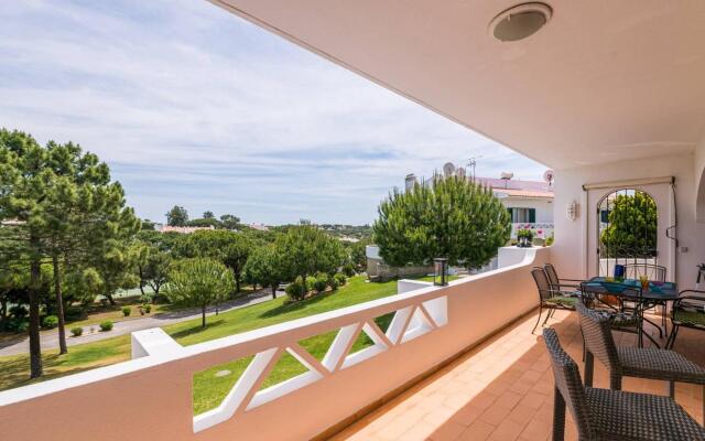 A010 Moderno Apartment (881B VDL) (Oceano)
