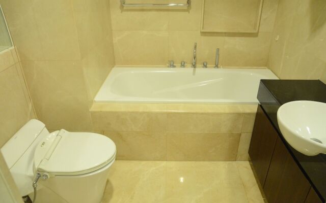 2 Bedrooms Pearl Garden by Travelio