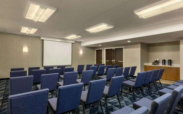 Courtyard by Marriott Minneapolis-St. Paul Airport