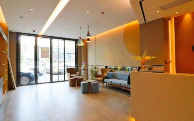Pebble Motel (Shanghai Songjiang University Town)