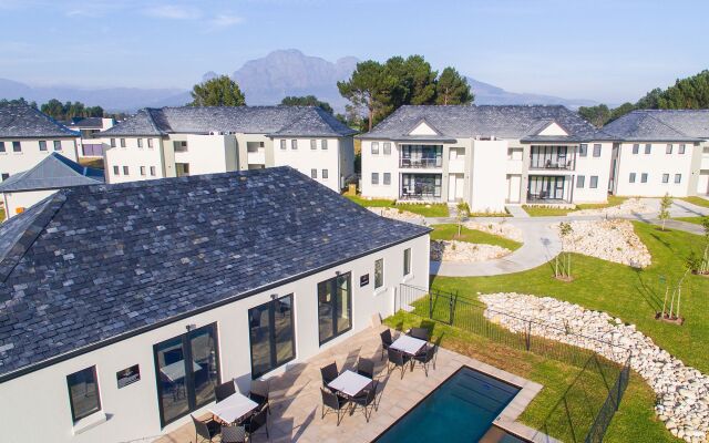 Pearl Valley Hotel by Mantis