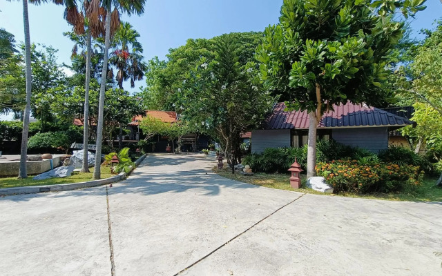 Inrawadee Resort