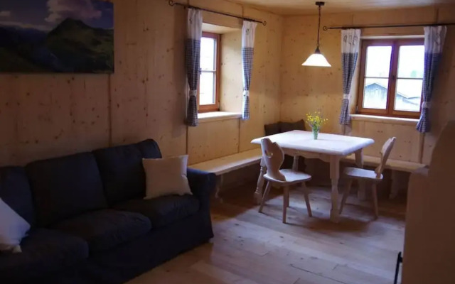 Characteristic Apartment in Bernbeuren