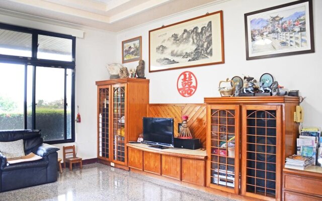 Kaohsiung Meinong Rabbit Paul Homestay B&B