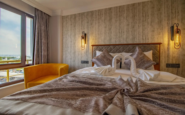Avrasya Port Hotel