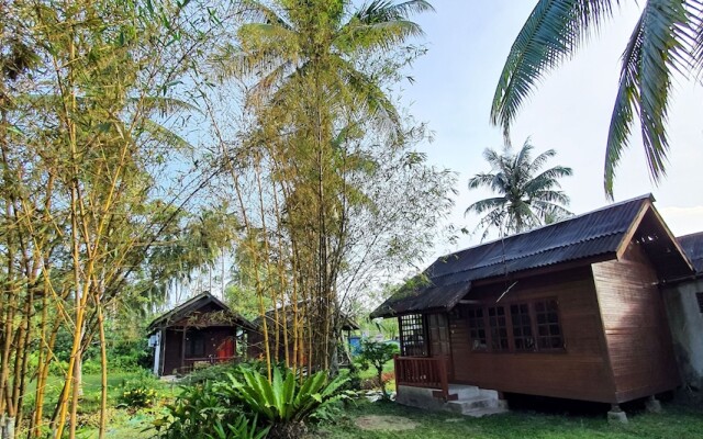 ZEN Rooms Pelangi Beach Resort