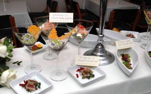 Hotel Skovridergaarden ApS