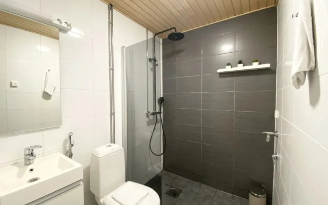 TH City Suite 2