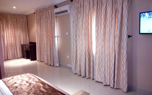 Royal Resorts Ibadan