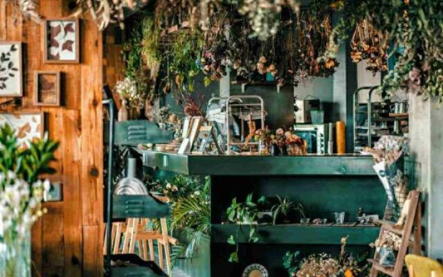 the Floral Lab