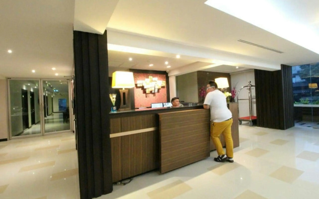 Leelawadee Modern Resort Huaykwang