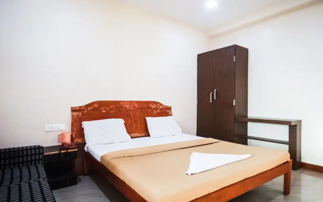 SPOT ON 44152 Lk Residency