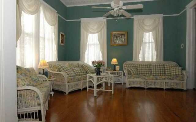 Coastal Dreams Bed & Breakfast