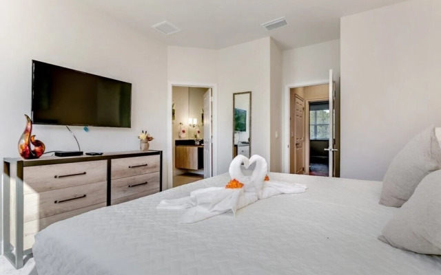 Traquilty Way Villa Serenity