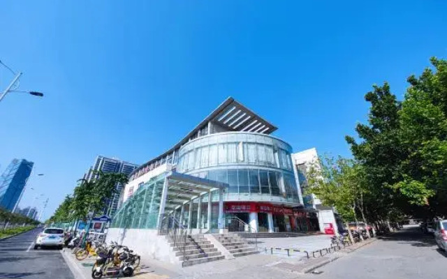 Yunrong Select Hotel (Xinxiang University Town)