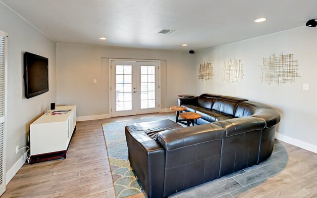 7258 E Wilshire Dr Home