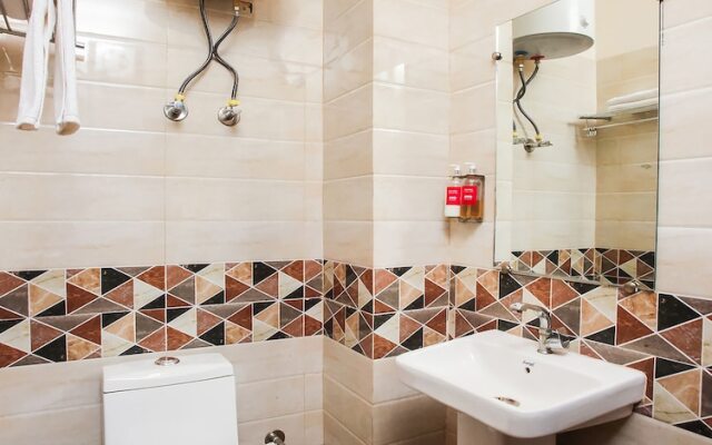 OYO Townhouse 27926 Sector 66 Noida