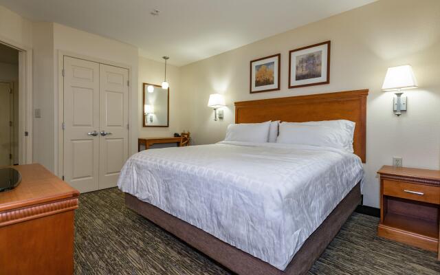 Candlewood Suites Downtown by IHG