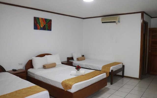 Arenal Container Hostel